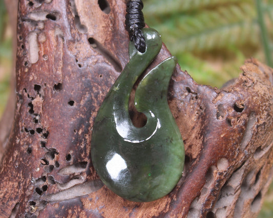Hei Matau carved from Rimu Pounamu - NZ Greenstone