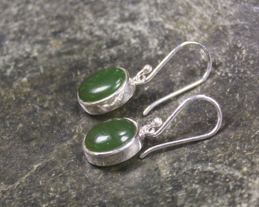 Roimata or Teardrop earrings carved from Kawakawa Pounamu - NZ Greenstone