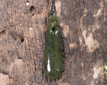 Rimu Pounamu Roimata Pendant - NZ Greenstone