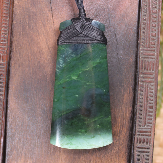 Kawakawa Pounamu Toki