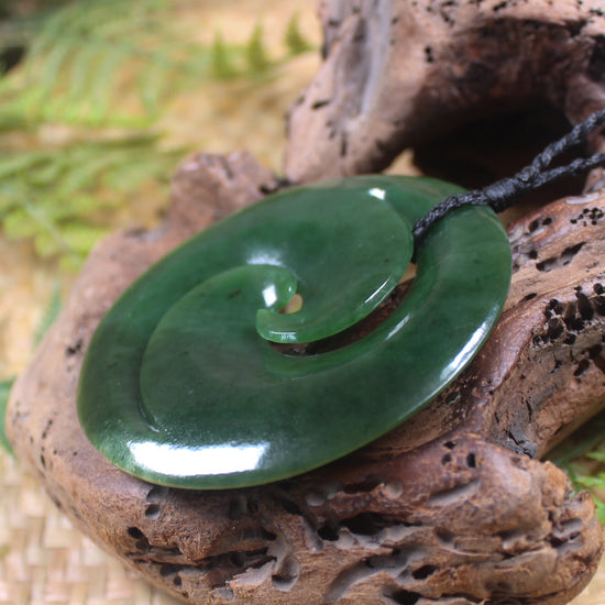 Koru pendant carved from Kawakawa Pounamu - NZ Greenstone