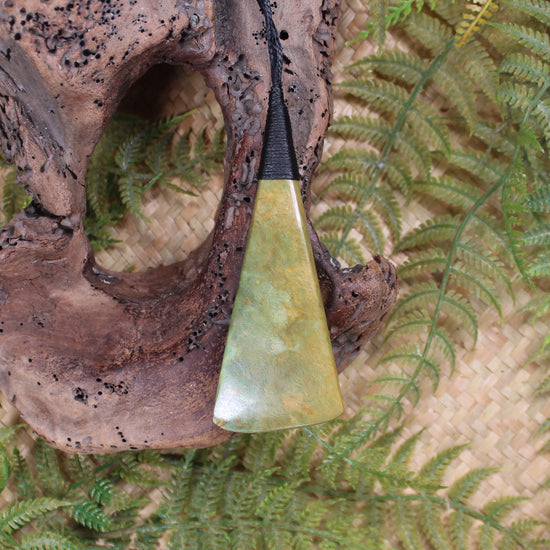 Toki or Adze Pendant carved from Flower Jade Pounamu - NZ Greenstone