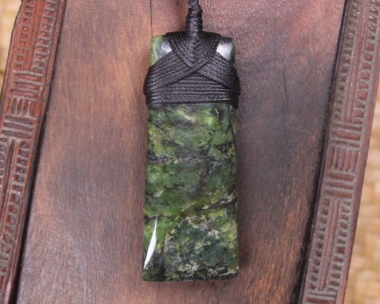 Toki or Adze carved from Douglas Creek - NZ Greenstone