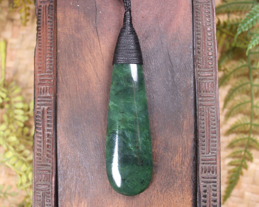 Kawakawa Pounamu Roimata Pendant - NZ Greenstone