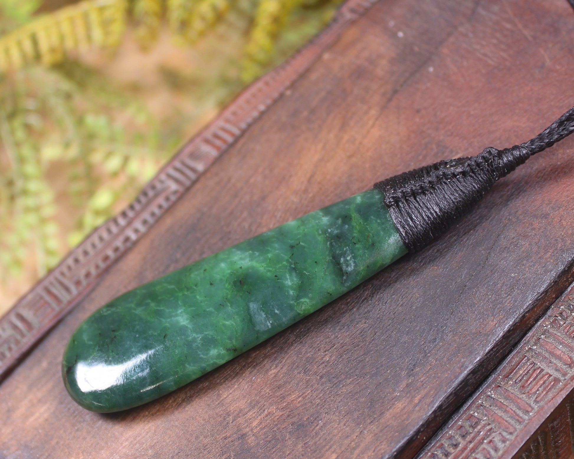 Kawakawa Pounamu Roimata Pendant - NZ Greenstone