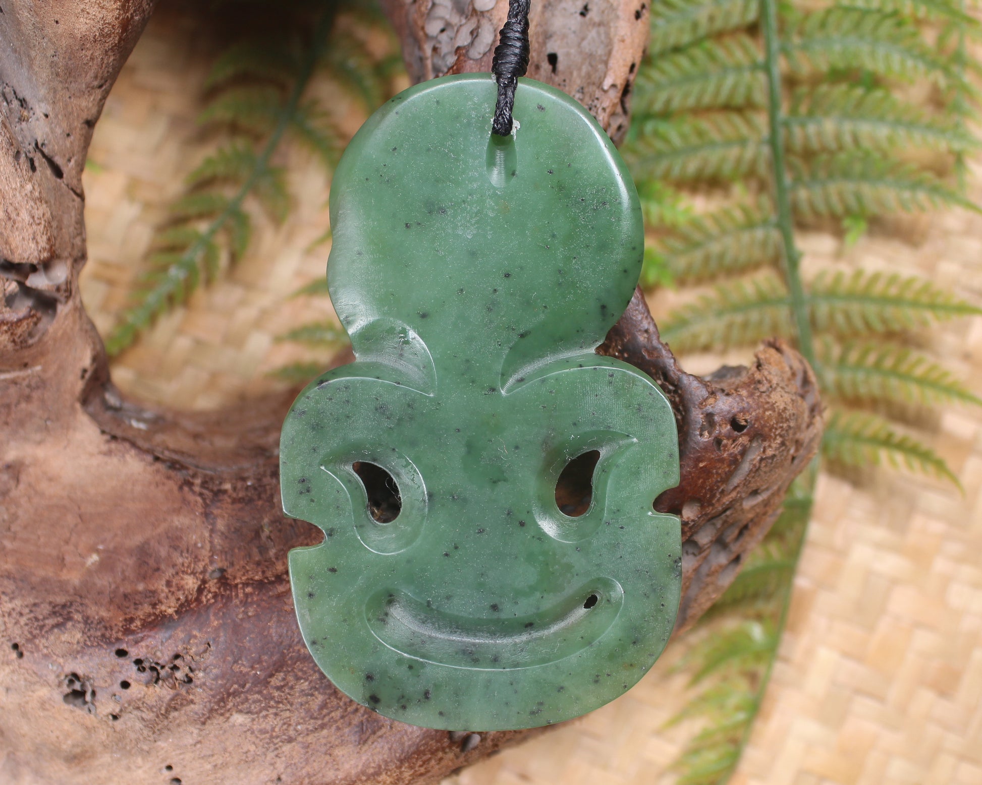 Hapopo Pounamu Hei Tiki - NZ Greenstone