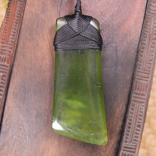 Toki or Adze Pendant carved from Tangiwai Pounamu - NZ Greenstone