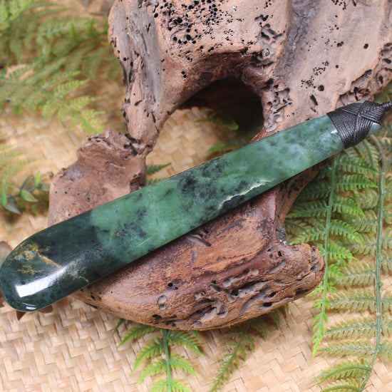 Roimata Teardrop carved from Inanga Pounamu - NZ Greenstone