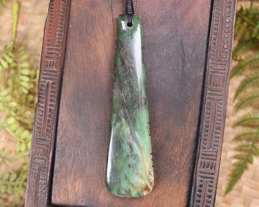 Rimu Pounamu Toki