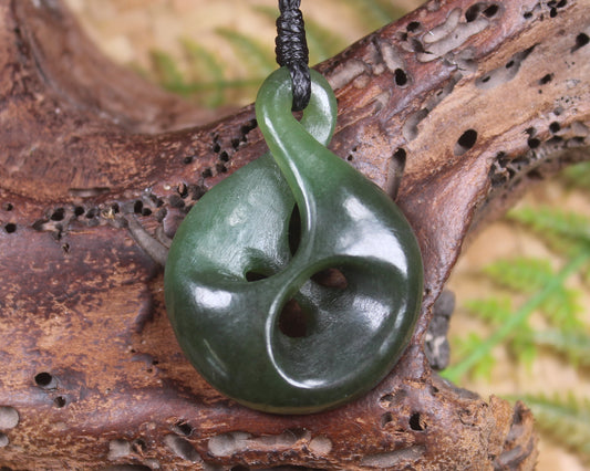 NZ Greenstone Small Twist Pendant (BB743) Rimu Pounamu