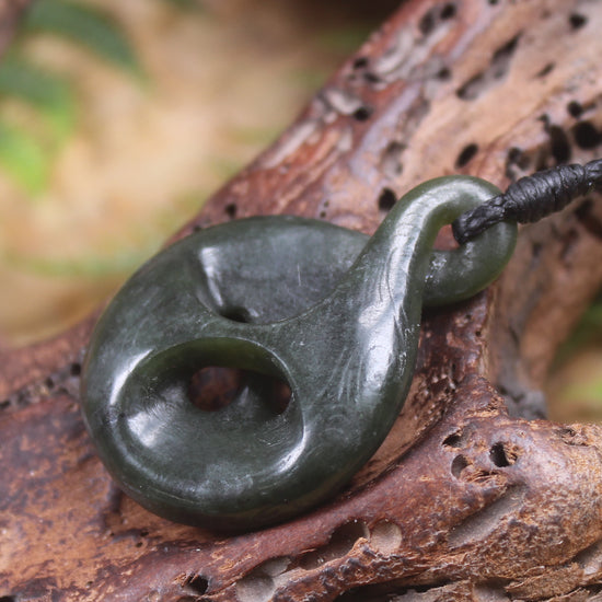 Twist carved from Rimu Pounamu - NZ Greenstone