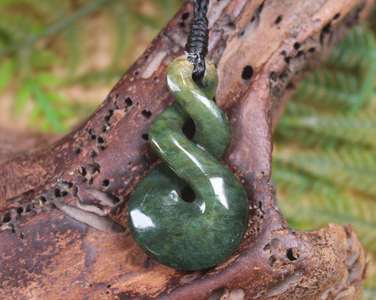 Twist or Pikorua carved from Flower Jade Pounamu - NZ Greenstone
