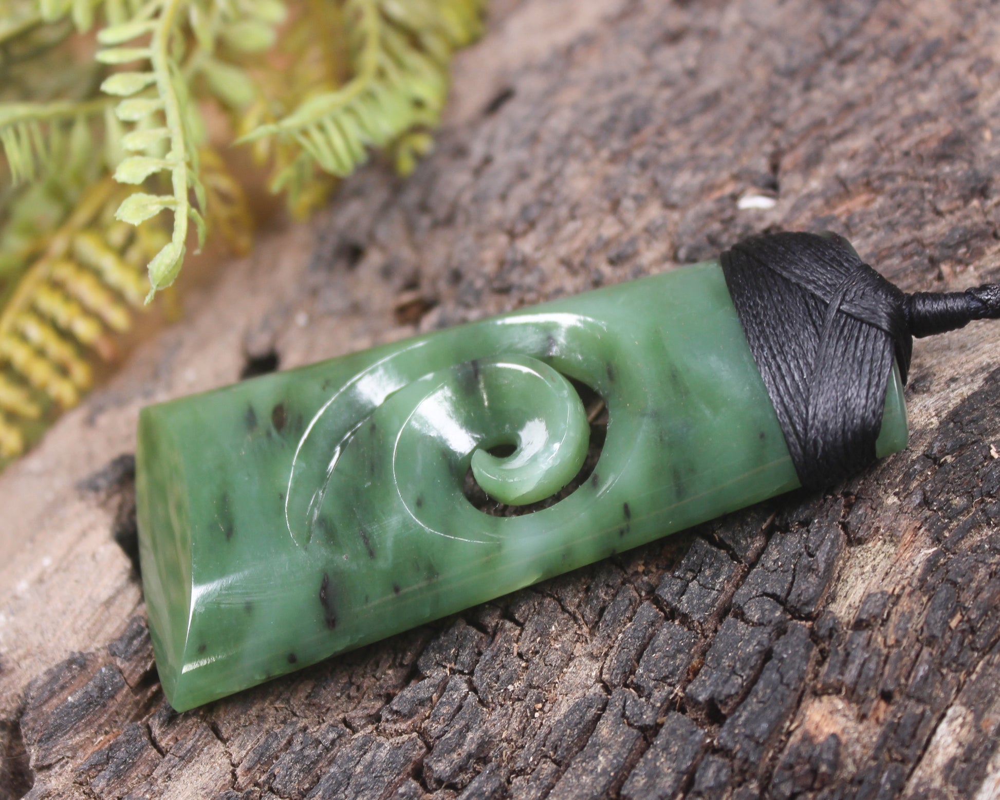 Toki or Adze with Koru carved from Hapopo Pounamu - NZ Greenstone