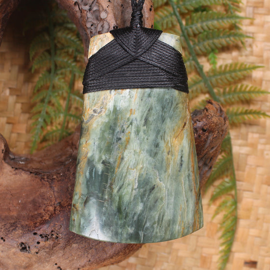 Inanga Pounamu Toki