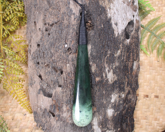 Kawakawa Pounamu Roimata Pendant - NZ Greenstone