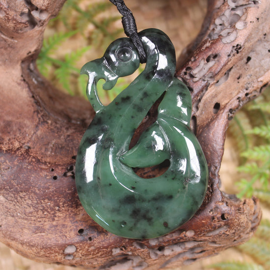 Manaia pendant carved from Rimu Pounamu - NZ Greenstone