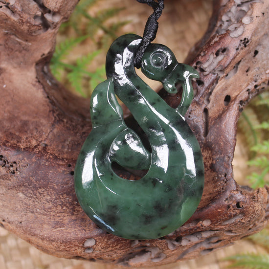 Manaia pendant carved from Rimu Pounamu - NZ Greenstone