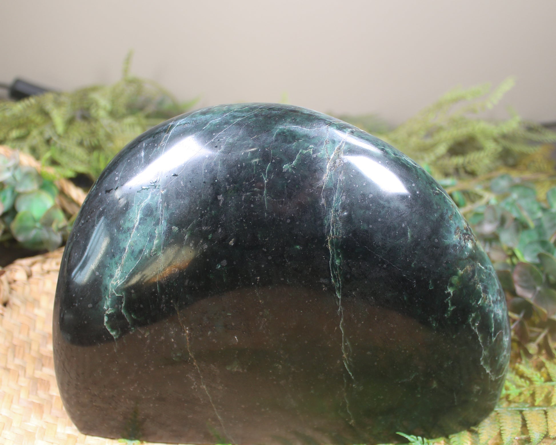 Freeform Serpentine Pounamu Sculpture - NZ Greenstone