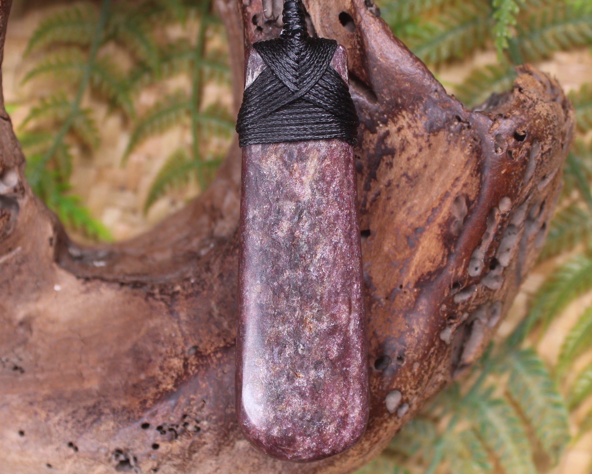 Roimata or Teardrop carved from Aroha Stone