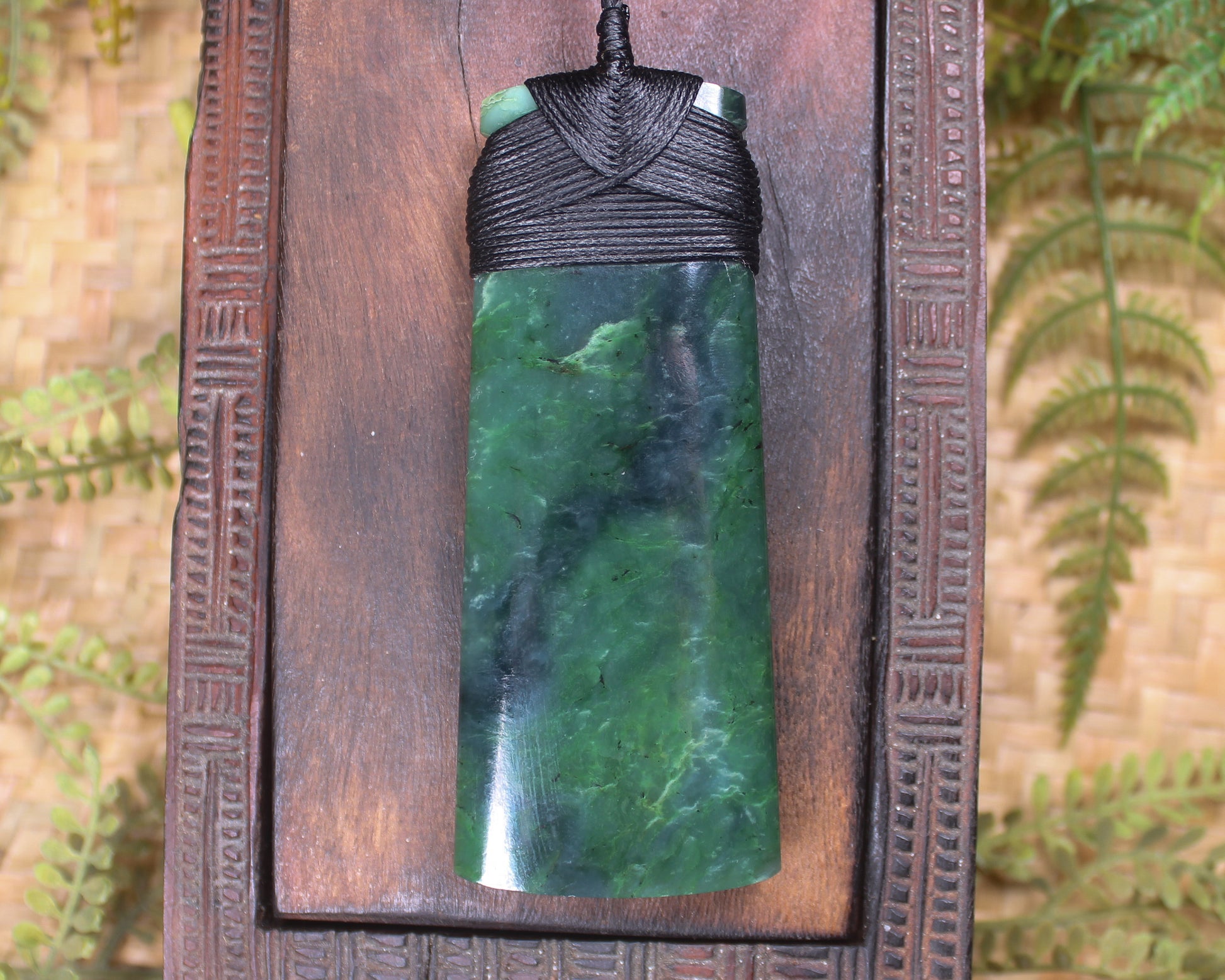 Kawakawa Pounamu Toki