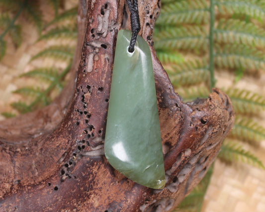 Inanga Pounamu Toki