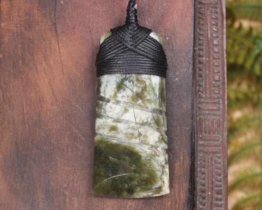 Hapopo Pounamu Toki