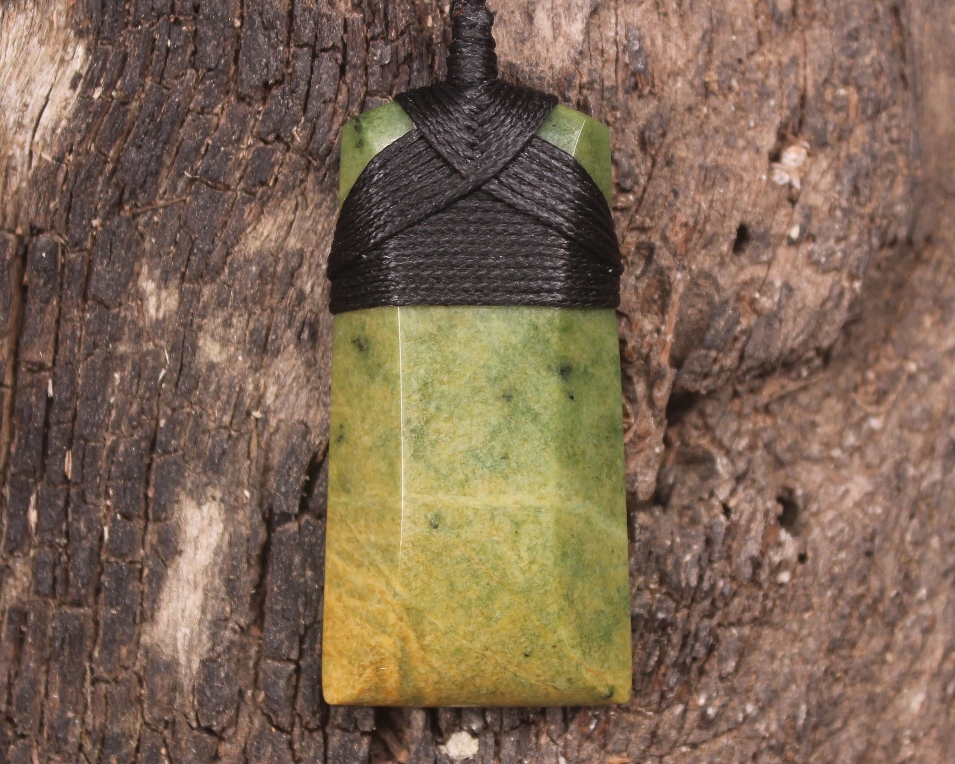 Flower Jade Pounamu Toki