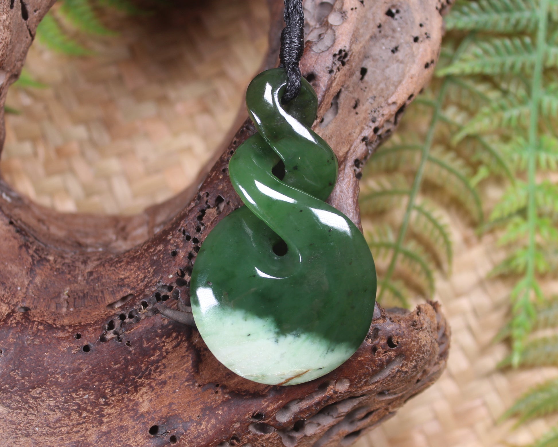 Twist carved from Rimu Pounamu - NZ Greenstone