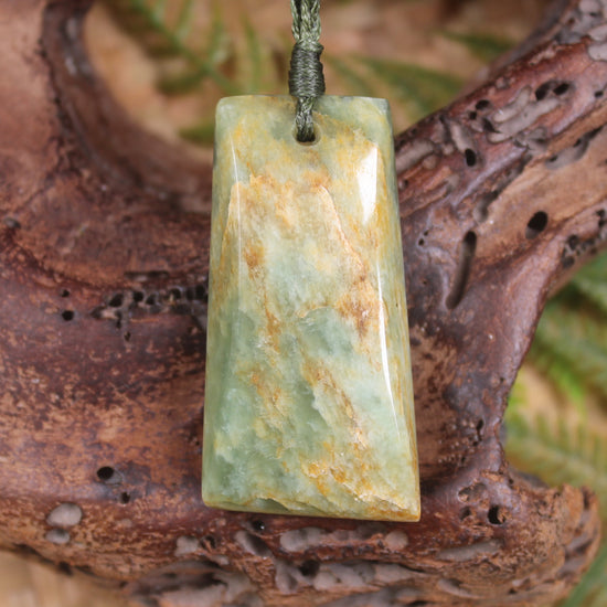 Toki or Adze Pendant carved from Flower Jade Pounamu - NZ Greenstone