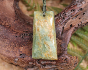 Toki or Adze Pendant carved from Flower Jade Pounamu - NZ Greenstone