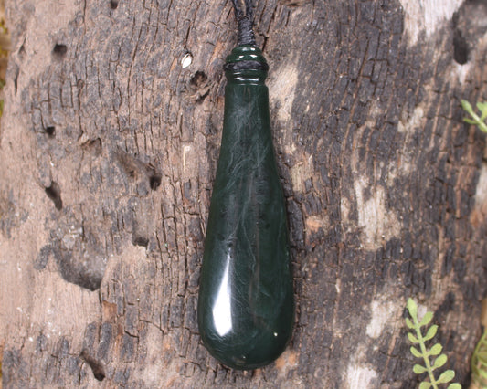 Kawakawa Mere Pendant