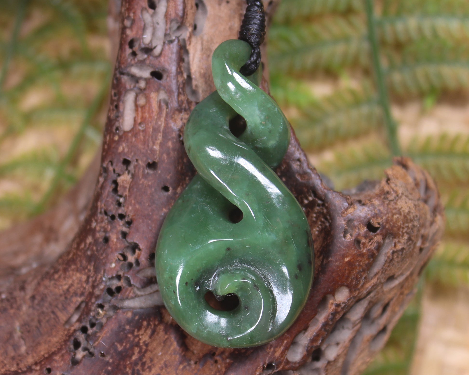 Koru Twist carved from Hapopo Pounamu - NZ Greenstone