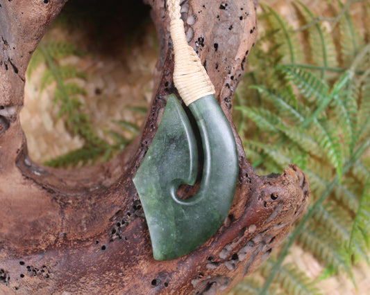 Hei Matau or Fish Hook carved from Kawakawa Pounamu - NZ Greenstone