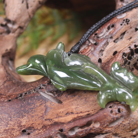 Dolphin or Aihe Pendant - Rimu Pounamu - NZ Greenstone