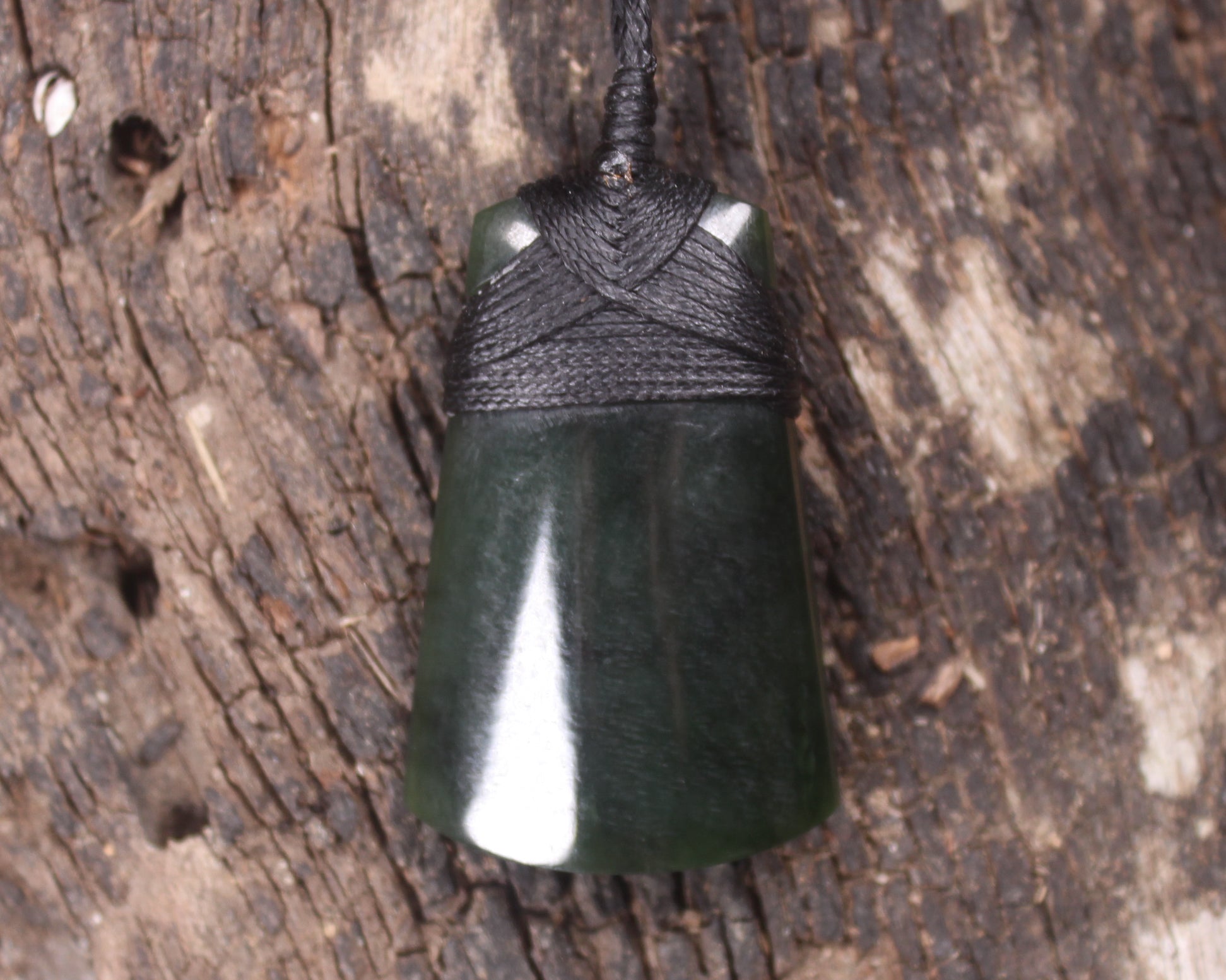 Kawakawa Pounamu Toki
