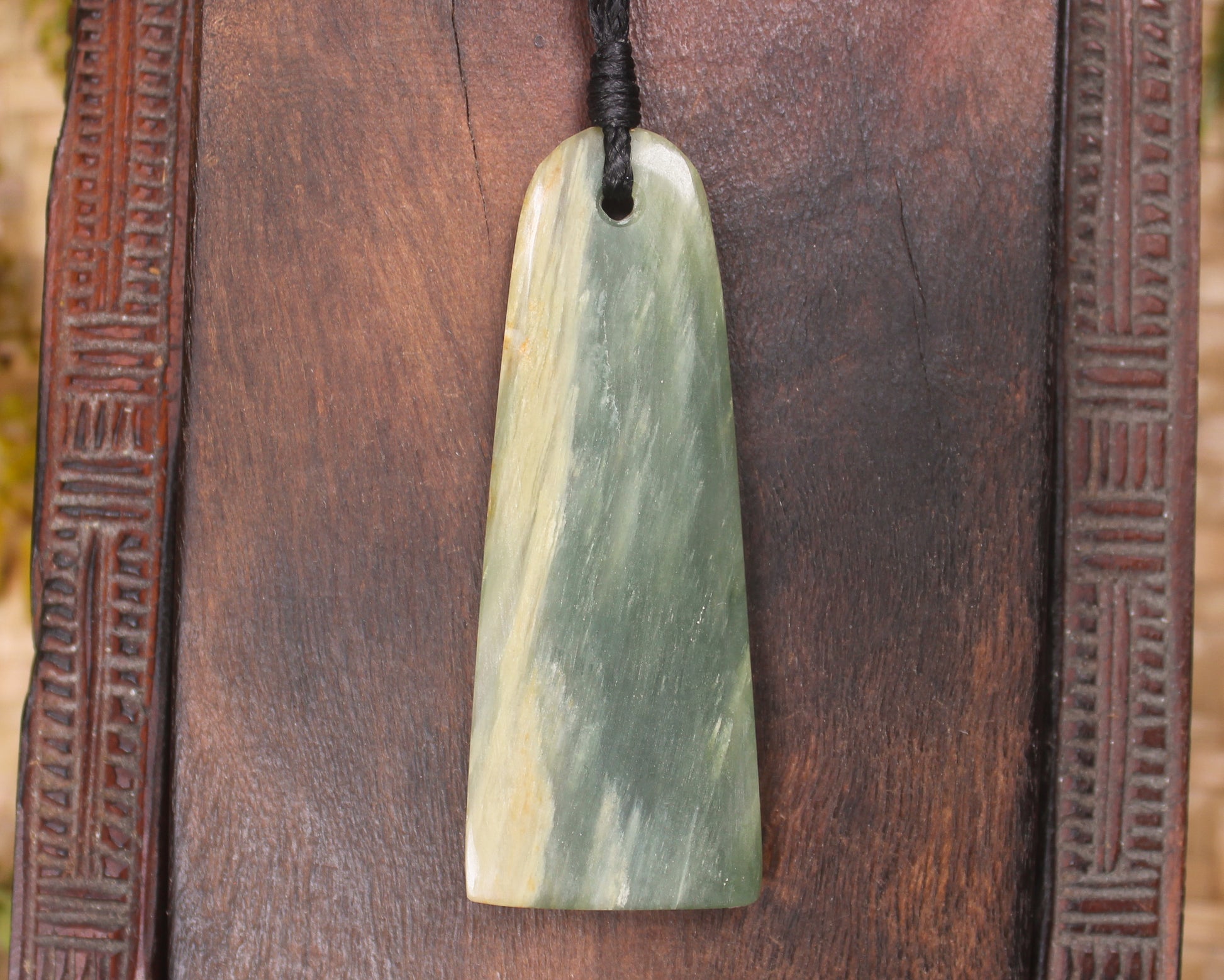 Flower Jade Pounamu Toki