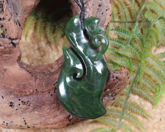 Manaia carved from Kawakawa Pounamu - NZ Greenstone