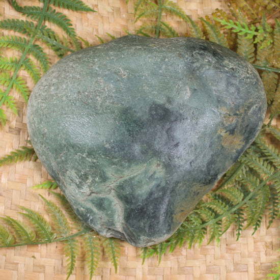Freeform Kawakawa Pounamu Sculpture