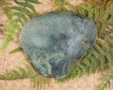 Freeform Kawakawa Pounamu Sculpture