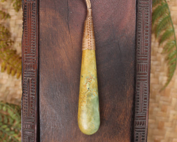 Flower Jade Pounamu Roimata Pendant - NZ Greenstone