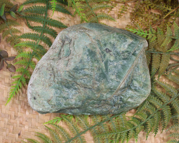 Freeform Kawakawa Pounamu Sculpture