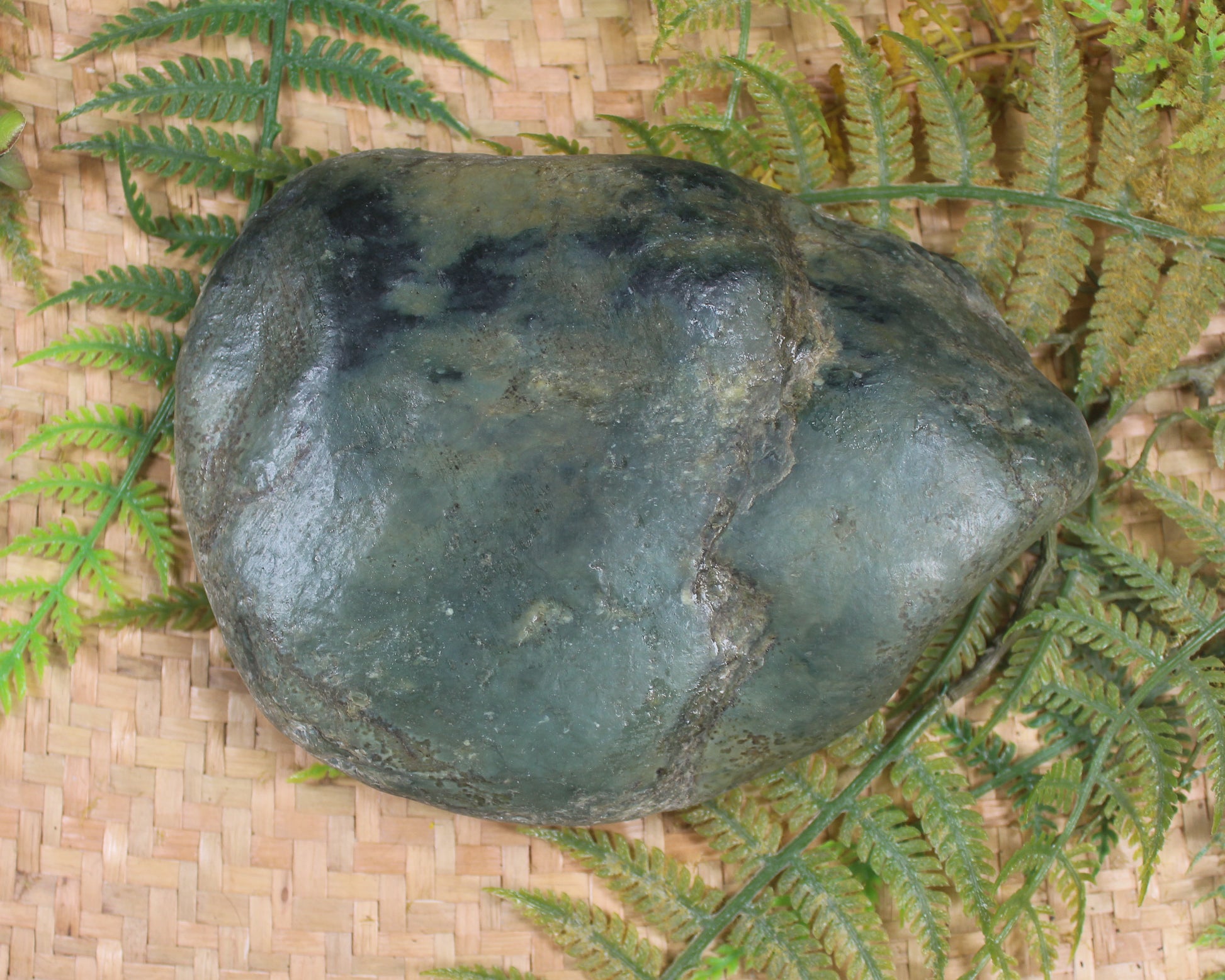 Freeform Kawakawa Pounamu Sculpture