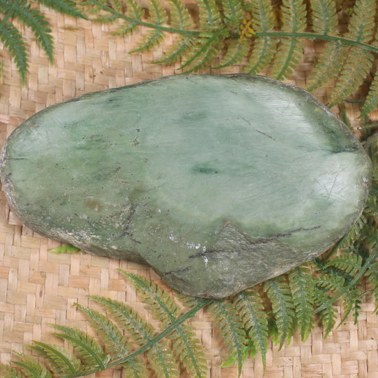 Freeform Touchstone Pounamu Sculpture - Inanga Pounamu - NZ Greenstone