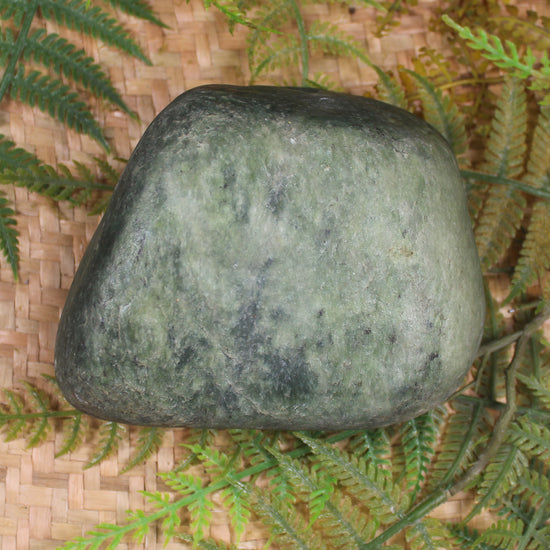 Freeform Kawakawa Pounamu Sculpture
