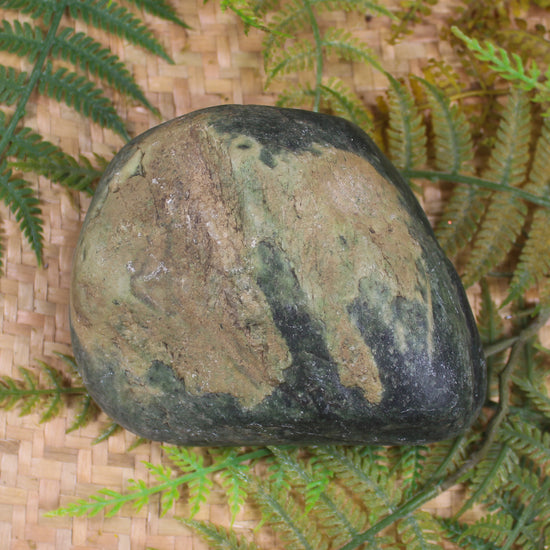 Freeform Kawakawa Pounamu Sculpture