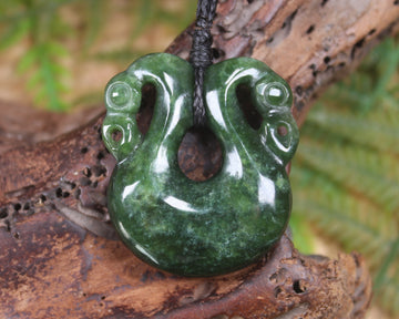 Pekapeka Pendant carved from Kawakawa Pounamu - NZ Greenstone