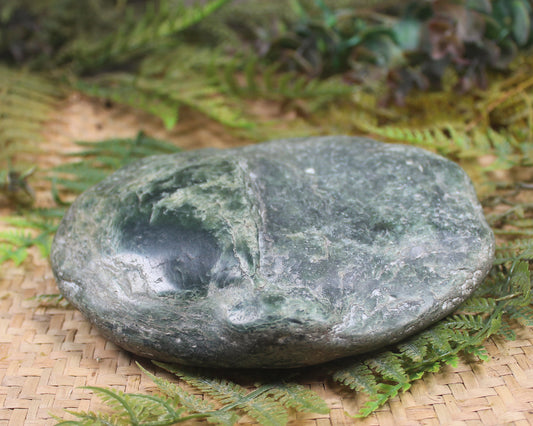 Freeform Kawakawa Pounamu Sculpture