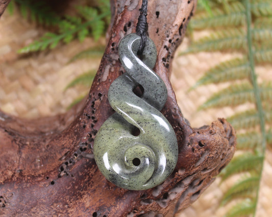 Koru Twist carved from Serpentine Pounamu - NZ Greenstone