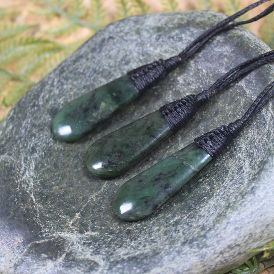 Roimata Teardrop carved from Rimu Pounamu - NZ Greenstone