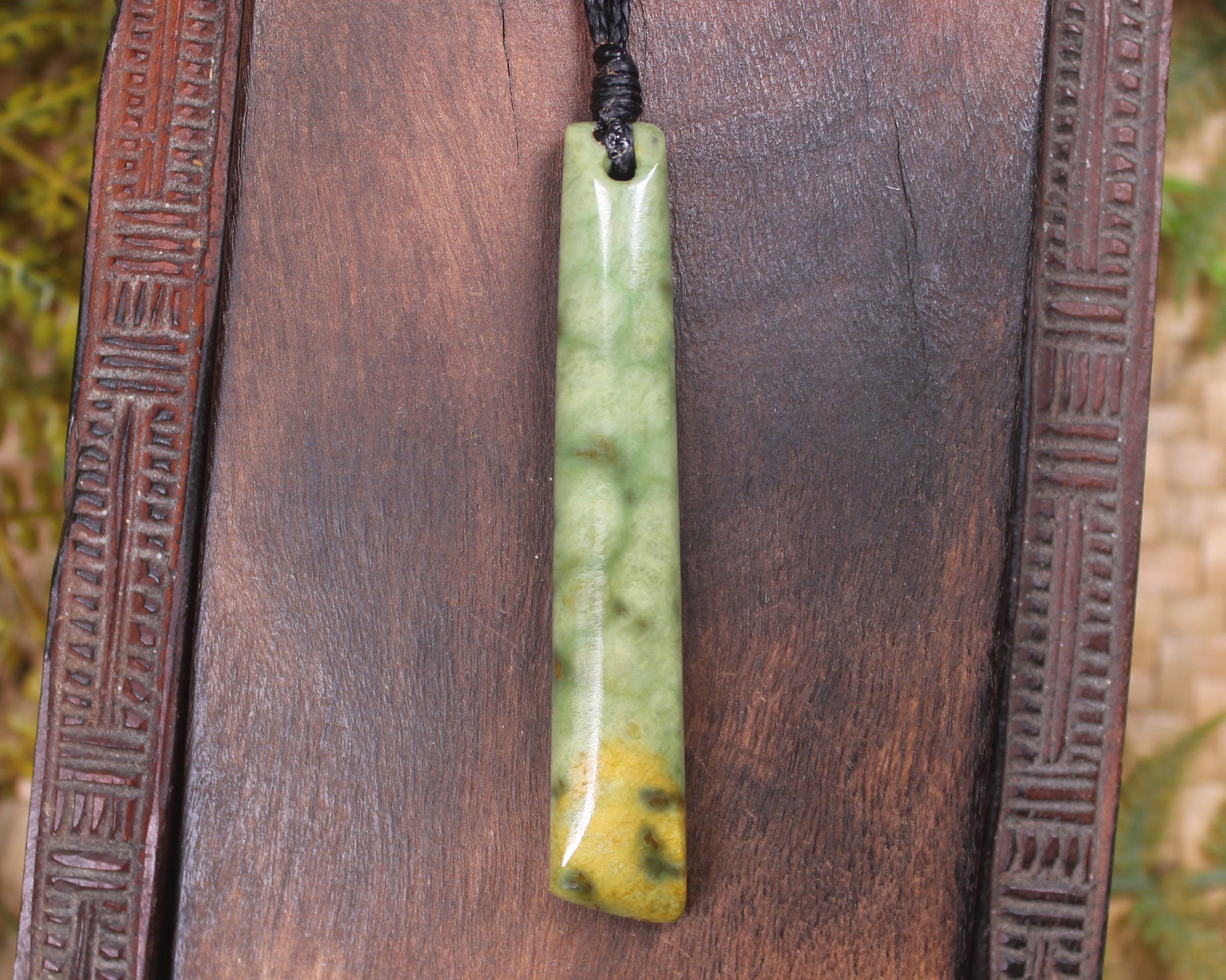 Flower Jade Pounamu Toki